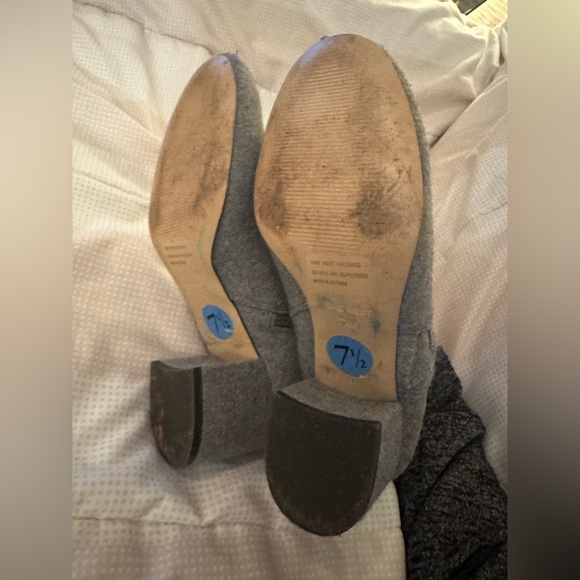Nine West Booties in Gray size 7.5 - Picture 12 of 13